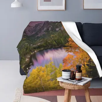 Аспенский закат над Медвежьим озером Ультра-Мягкое одеяло из микрофлиса в стиле ретро, приятный подарок, Мультистиль