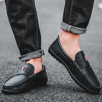 Брендовая мужская обувь, модная мужская удобная обувь для ходьбы 2023 года, мужская модельная обувь из натуральной кожи, легкие универсальные мужские лоферы