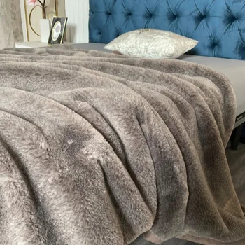 Одеяло из искусственного меха снежной лисы нового стиля, роскошное тепло, супер удобные одеяла для кроватей, высококачественное теплое зимнее одеяло